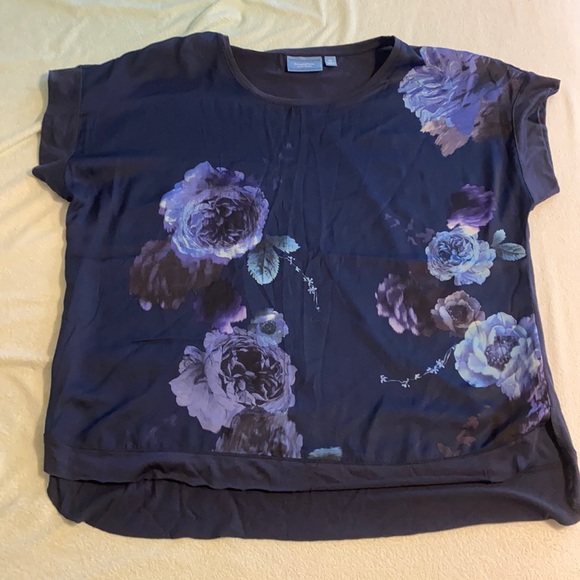 Vera Wang Floral Top - Picture 1 of 4